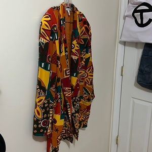 Vintage oversized light weight blazer with shoulder pads that can be removed